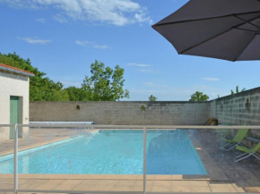Simplistic Villa in Barjac with Swimming Pool